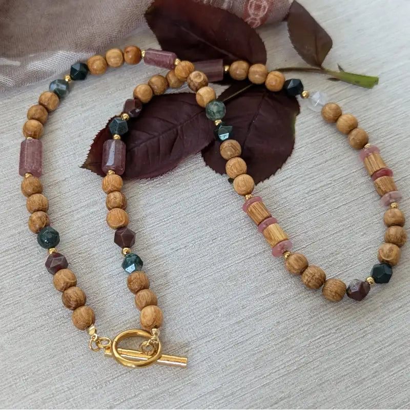 Halskette Holz Eichenholz mit Achatsteinen