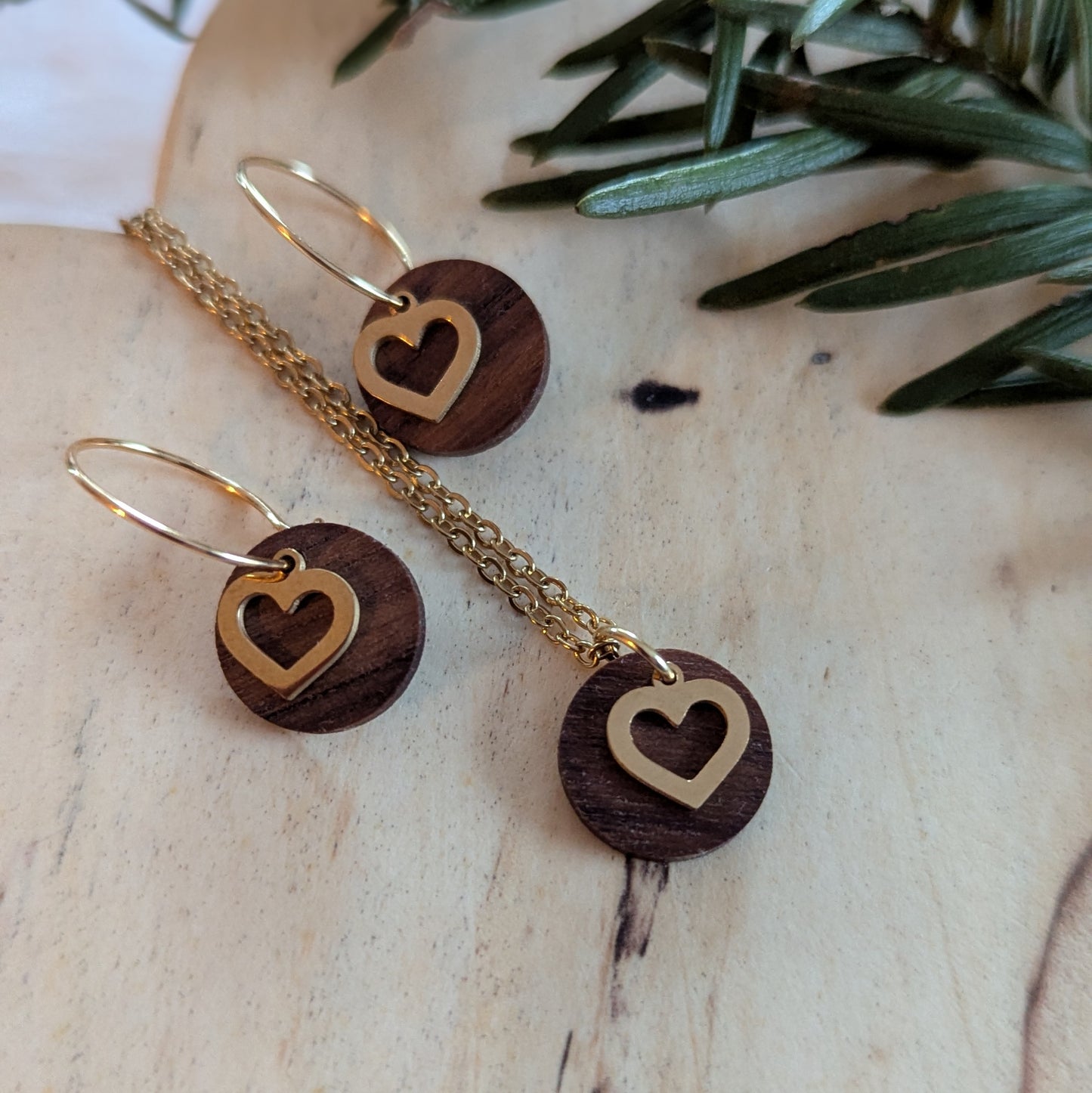 Holzohrringe "Herzchen"